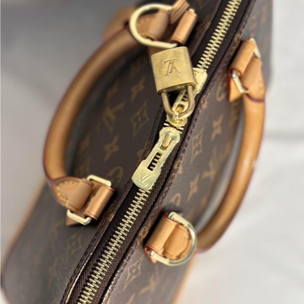 Louis Vuitton Monogram Alma PM - Picture 10 of 11